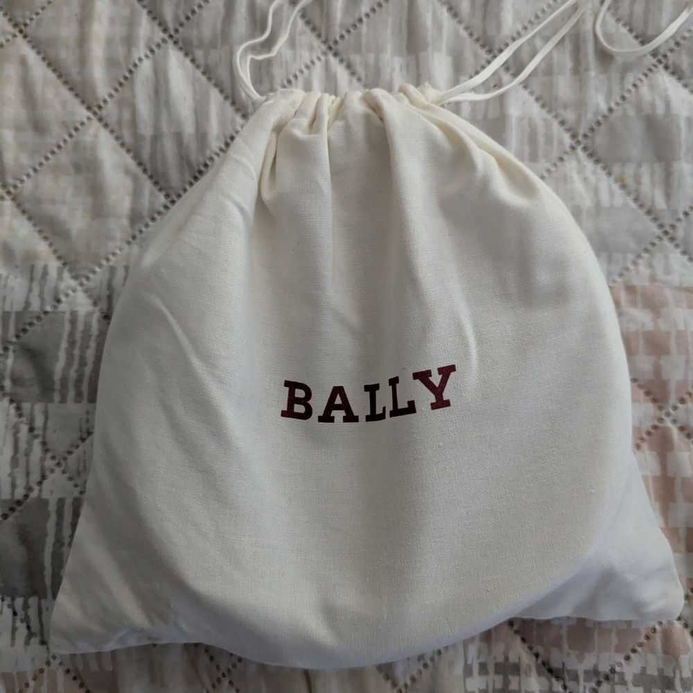 Bally Burgundy and White Belt - Picture 4 of 4
